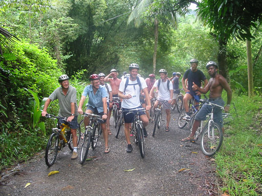 14a-Julefeiring
 Hero