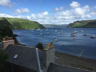 01 Sommerferie
 Hero